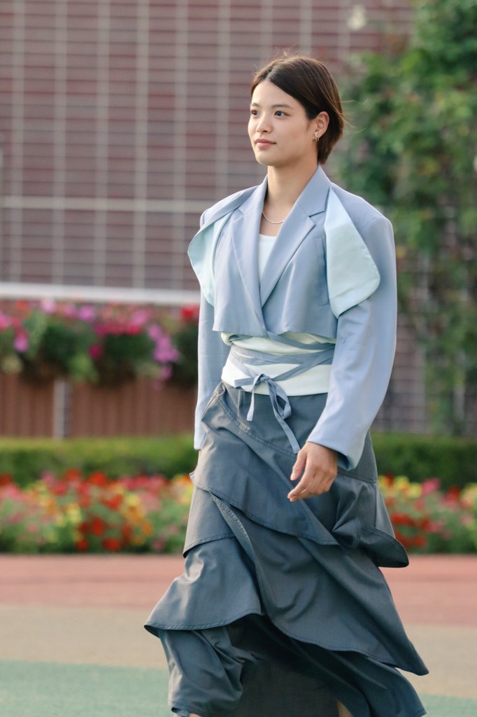 wnd6tjamuiamy's tweet image. 昨日の札幌競馬場には柔道の阿部詩さんがトークショー&amp;amp;WASJのプレゼンターとして来てました😊
柔道着とはまた違いきっちりおめかし&amp;amp;メイクで可愛いかったです😊
#阿部詩
#WASJ2024