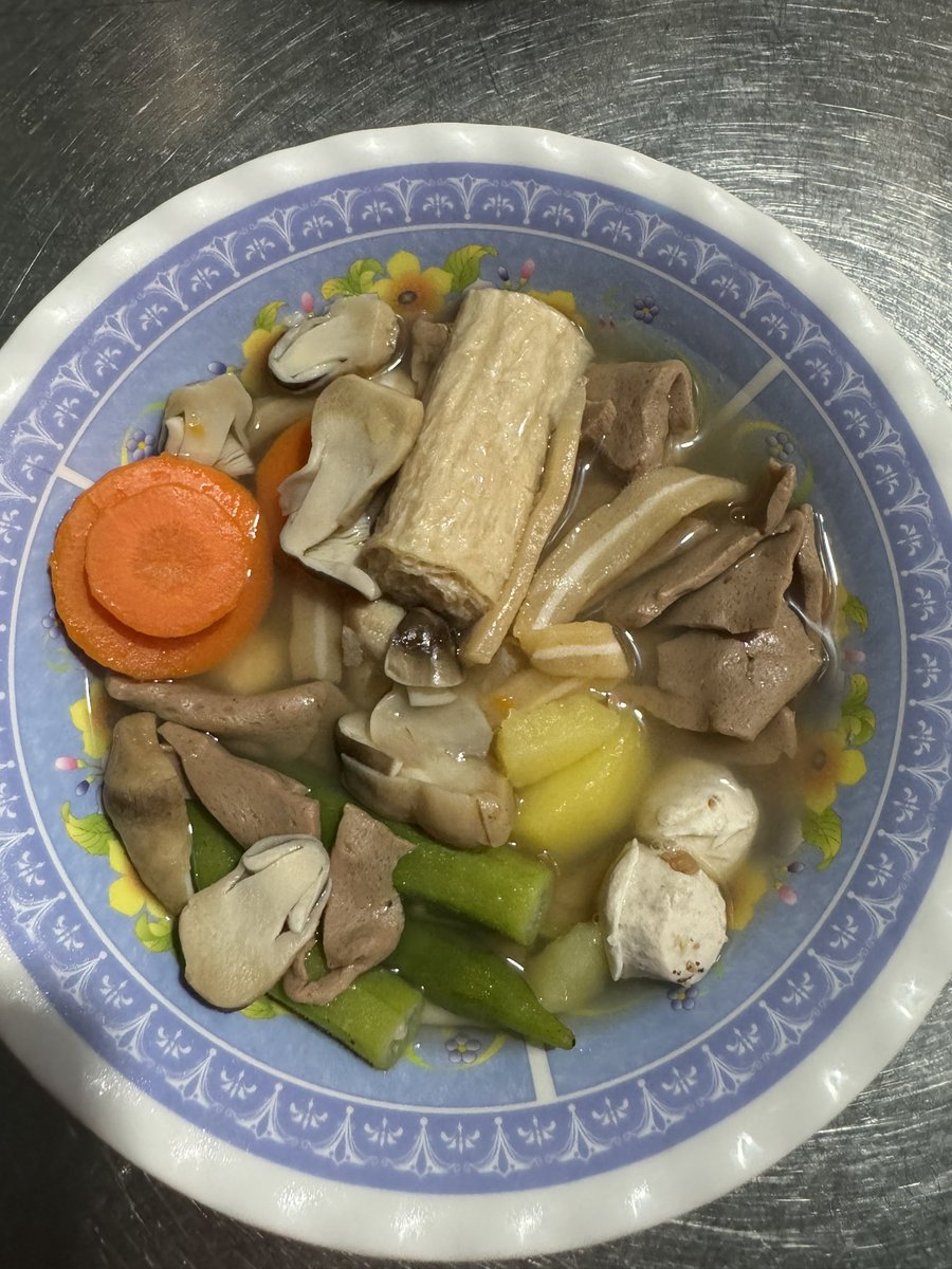 ShopPhuc's tweet photo. Tô canh chay tự tay làm https://t.co/zYWRvOGYwb