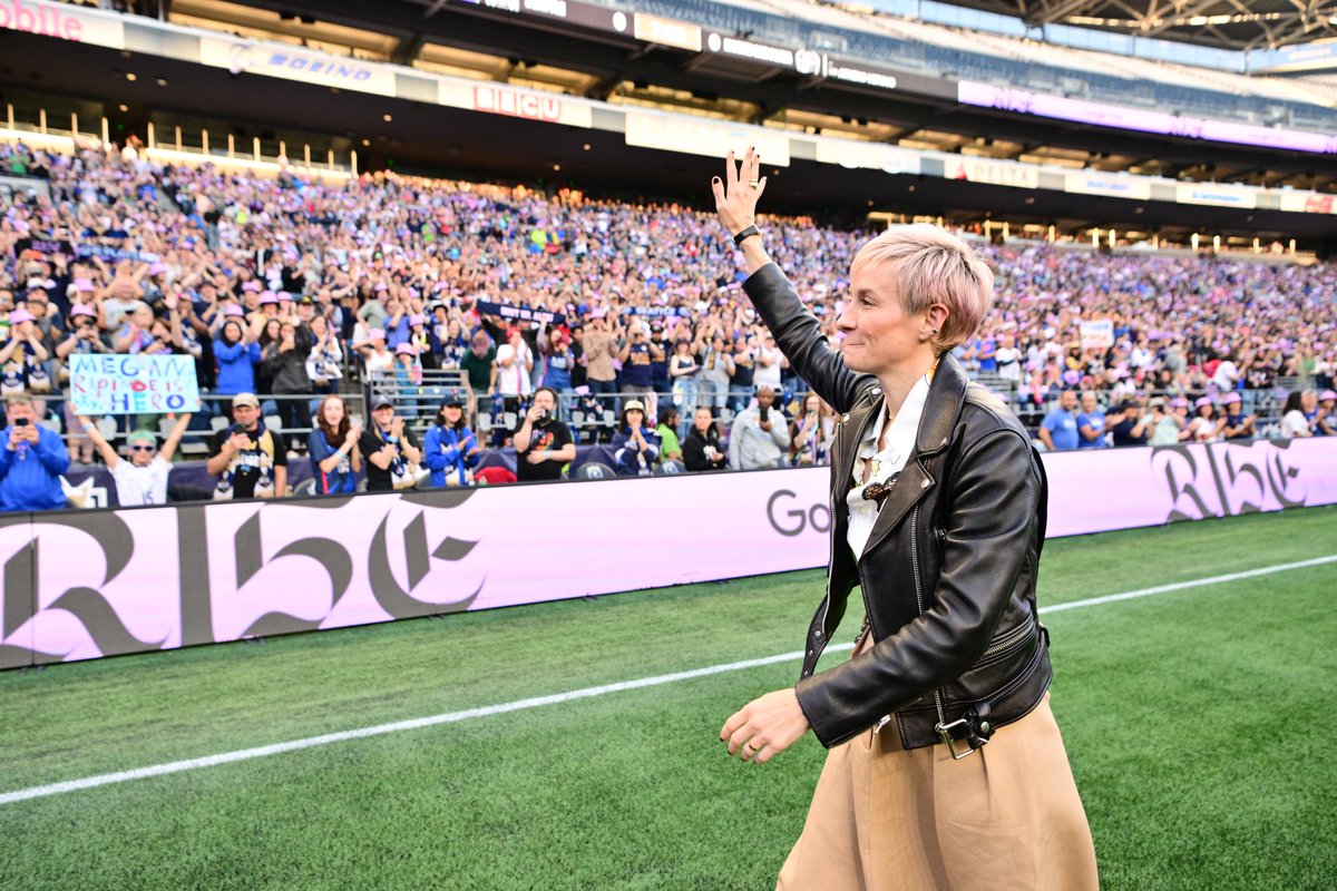 reignfc's tweet photo. Tonight, we honored a legend. Thank you for everything, Pinoe! 🫡

#RiseforRapinoe https://t.co/rMZFtqxEVA