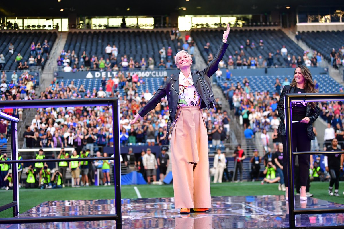 reignfc's tweet photo. Tonight, we honored a legend. Thank you for everything, Pinoe! 🫡

#RiseforRapinoe https://t.co/rMZFtqxEVA