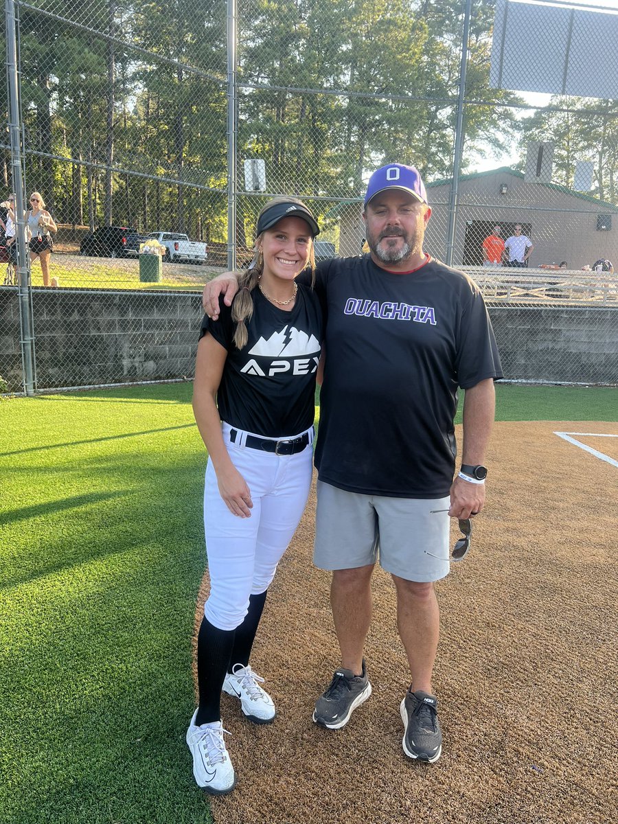KaelynLasley's tweet photo. Thankful for the opportunity to play in front of Coach Jeff Jackson today at Ouachita. Looking forward to fall season with Apex 07💜 @USASoftball @OuachitaSB @FullCountjj @YAthletesF @FastpitchAthRec https://t.co/jIJo8j6JES