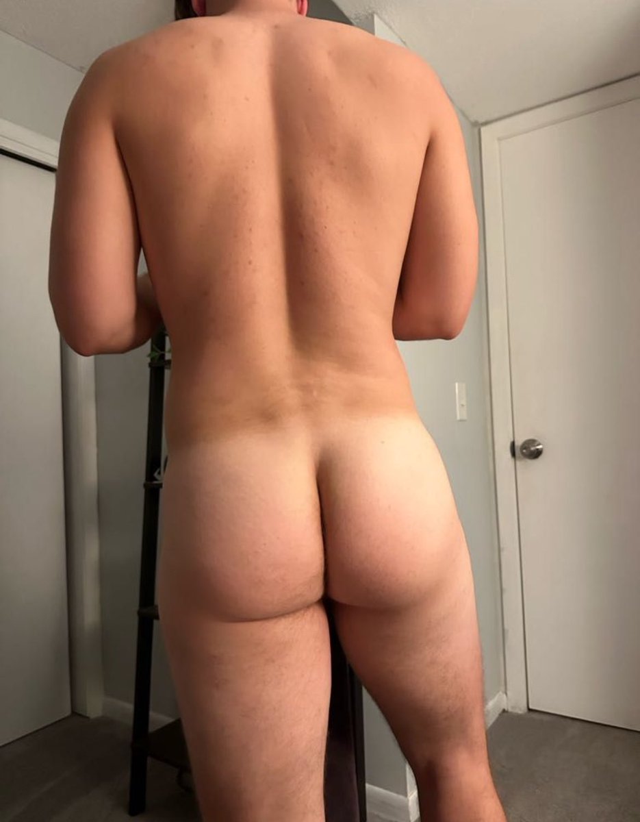 jahb206's tweet photo. Enjoying the view? https://t.co/DI0V3rAbIV