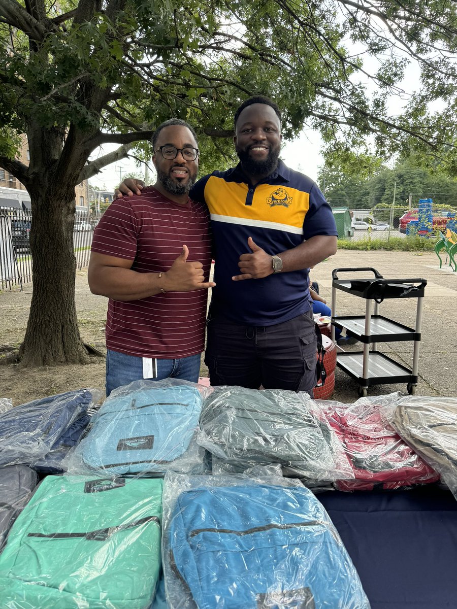 Coach Harris tweet media