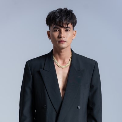 SOCHEAT_'s tweet photo. #NewProfilePic https://t.co/yfAYxtDDJh