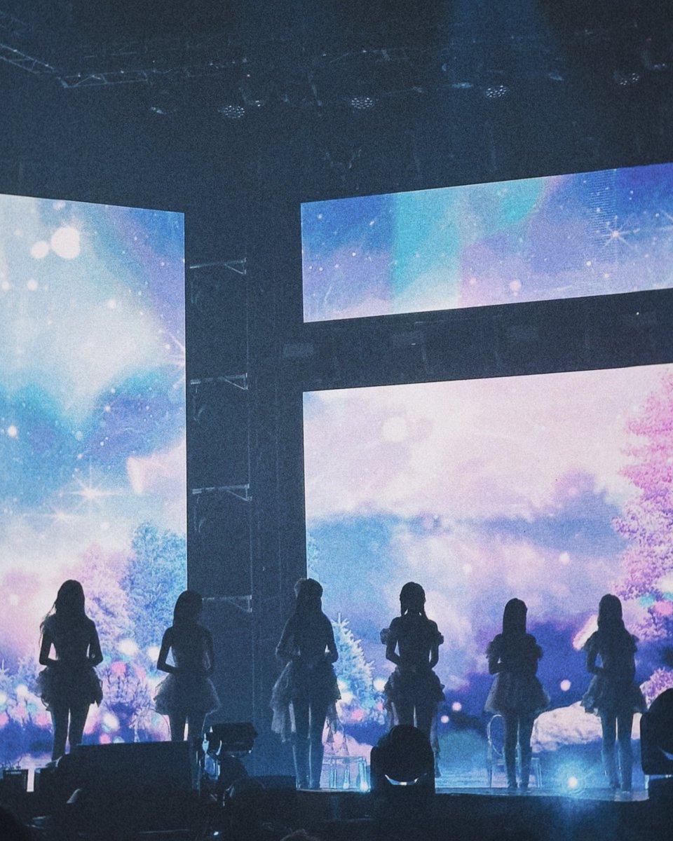 loevedive's tweet photo. Glimpse of #IVEinJakarta

My forever 6🐰🐱🐯🐣🐶🐿️

#SHOW_WHAT_I_HAVE_IN_JAKARTA #IVEDEBUT1000DAYS https://t.co/ZPtb5Bml3u