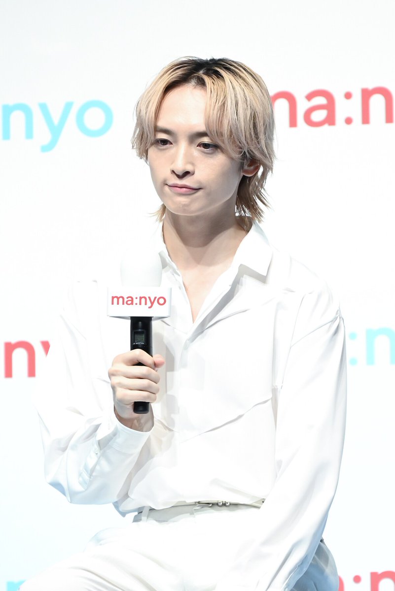 natalie_mu's tweet photo. ◥◣会見レポ◢◤
#玉森裕太 ma:nyoアンバサダーに就任
🟡起用理由は……
「透き通るようなクリアなイメージ」
「老若男女に愛されている」

⬇詳細（写真7枚、CM本編）
https://t.co/CvBUyfdGwc

#KisMyFt2 #キスマイ #manyo https://t.co/bCGTUGYDyc