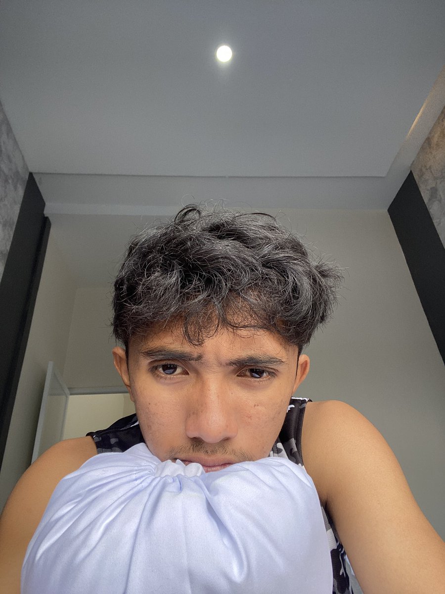 fajarubii's tweet photo. pov? https://t.co/ZdSGwHttlP