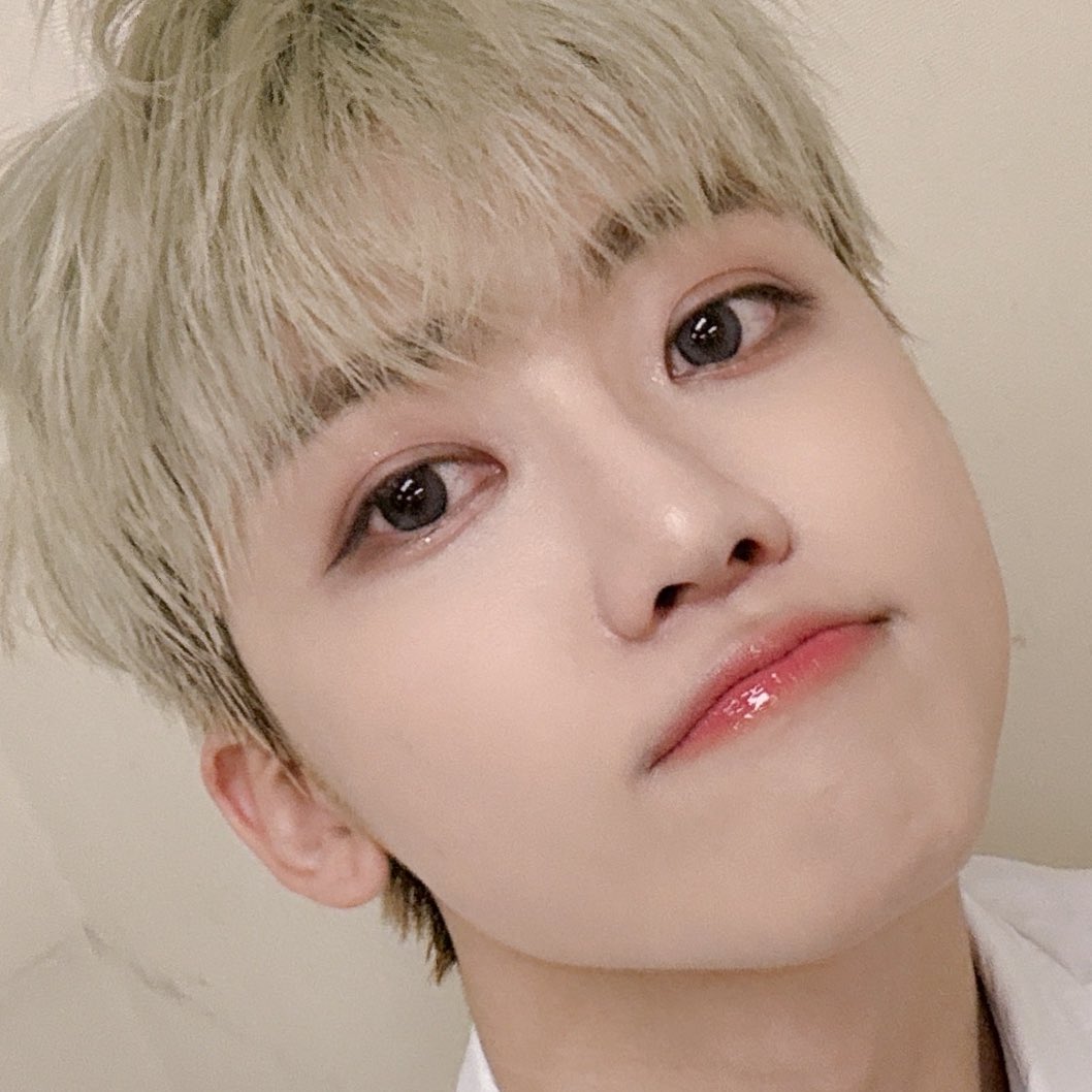 Katz0's tweet photo. น้องแจมินนนนนนนนน https://t.co/H98noalwC9