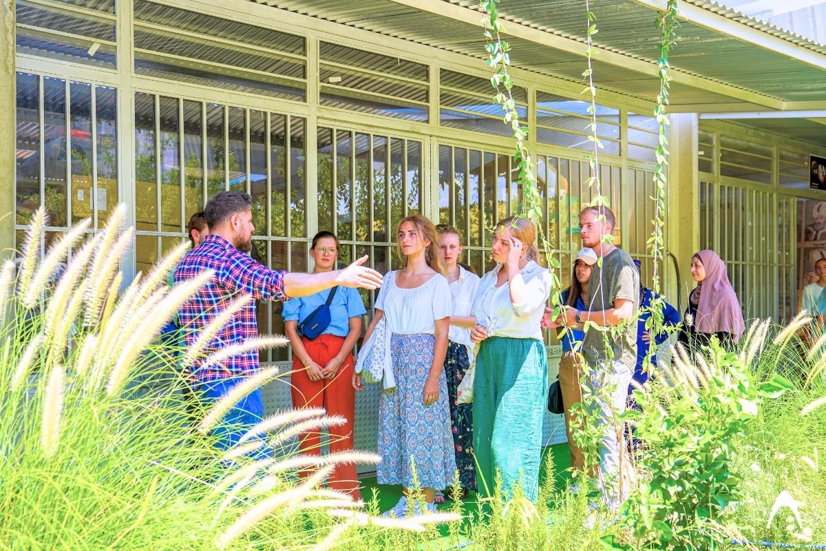 4WorldCitizens's tweet photo. Dutch Youth Visitors Moved by Taiwan Center’s Humanitarian Spirit
 
In early August, the Center welcomed 11 young visitors from the Netherlands 🇳🇱, who came to tour the center and experience its humanitarian work. 
#SupportFromAroundTheWorld

#Aid support: https://t.co/JldbMOq4fN https://t.co/lV84jJOSa6