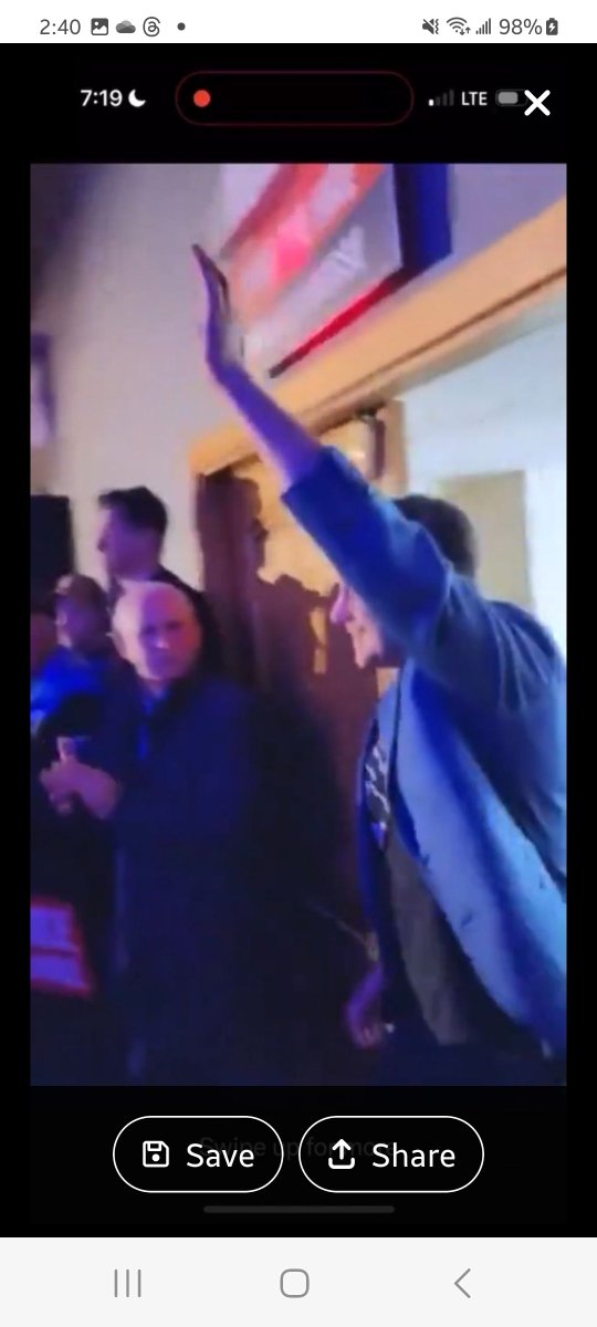 VictoryRenfrew's tweet photo. @papajoeone @TDotResident #HarperIsWeird
#ProjectMaple
#StopHarper https://t.co/BEfm2JjleN