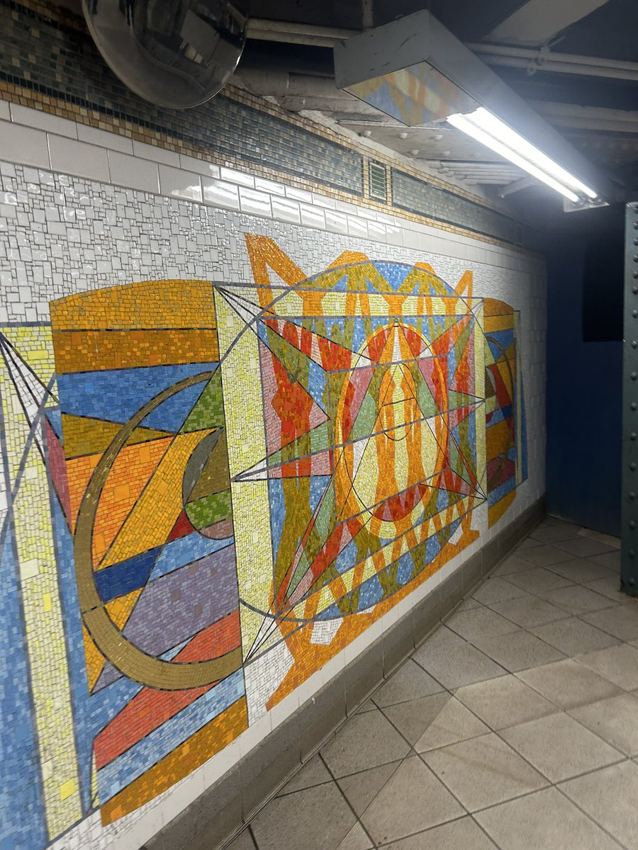 king elisabeth tweet media