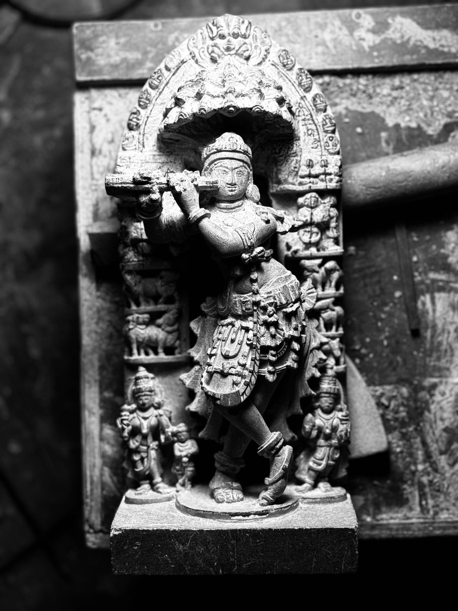 yogiraj_arun's tweet image. Stone work in progress… classical Hoysala style…11”inches…. Happy Krishna Janmasthami 🙏