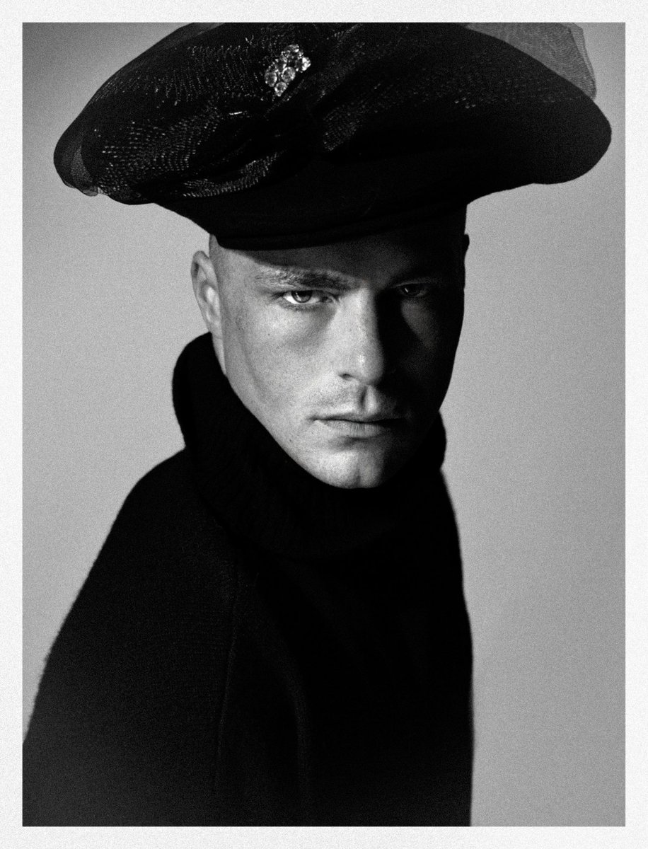 Colton Haynes tweet media