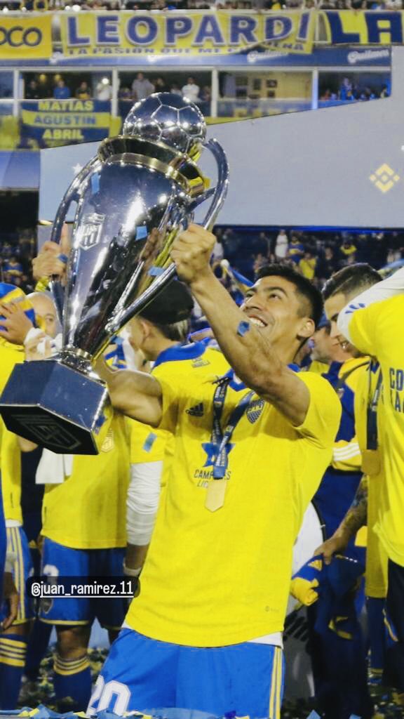 GABYRAMIREZ221's tweet photo. Una realidad mientras jugaste de titular 4 campeonatos seguidos se ganaron están las pruebas y estadísticas 
No entiendo porque tanta saña con vos el tiempo pone todo en su lugar siempre del lado correcto BOCA TE AMO 💙💛💙!!!!j https://t.co/I0HgWLKl3x