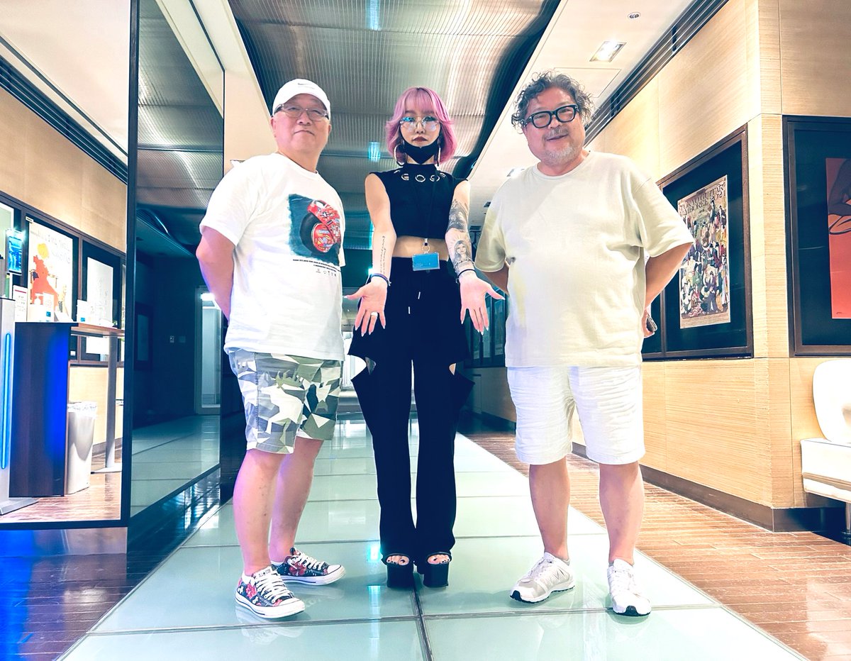 大友克洋先生、蓜島邦明先生が、
ターンテーブルとCDJを目の前に、
至極の選曲を繰り出しながら大放談🔥
時代よくらえ、これが音楽だカルチャーだ🔥
#AKIRAREMIX
#jwave
#maadspin