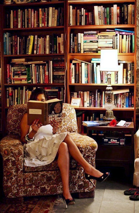 iampaolamedina's tweet photo. «Lo digo de corazón: soy una persona anticuada y creo que leer libros es el pasatiempo más hermoso creado por la humanidad».

#WislawaSzymborska ✍️
Premio Nobel de Literatura (1996) https://t.co/wpQBErMyMR