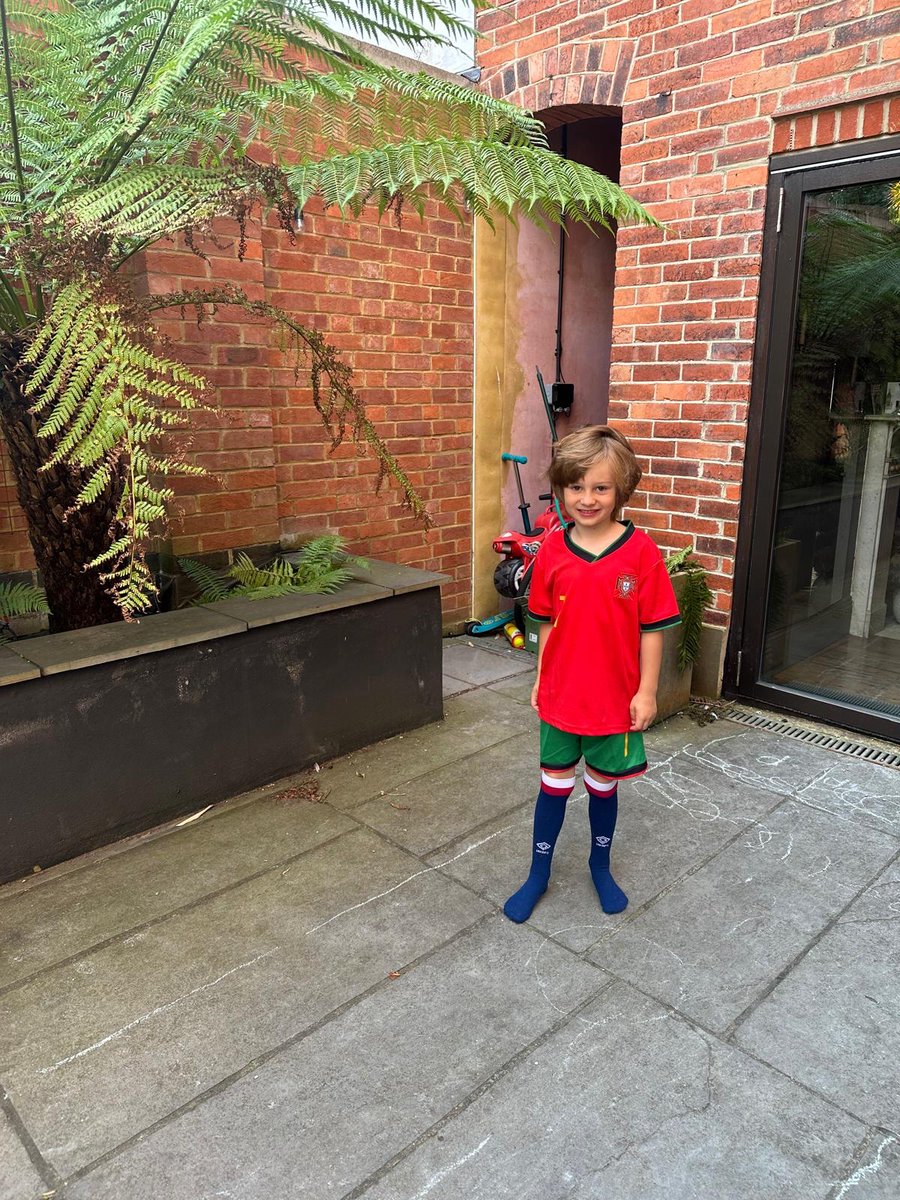 memyself and me tweet media