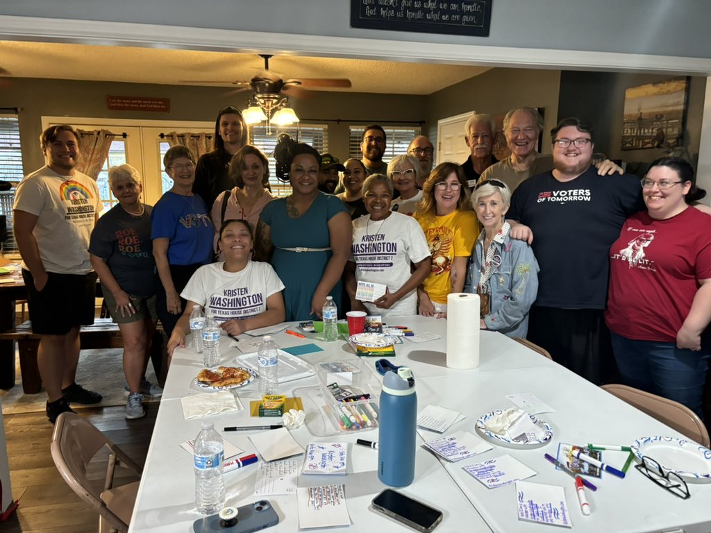 KWashington4HD2's tweet photo. Amazing weekend! Block walking, phone banking, voter reg, & connecting with voters. Thank you all! We need a rep who leads with heart. #TXHD2 https://t.co/hPtjx6nW65