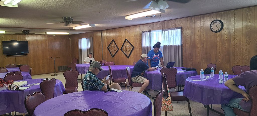 KWashington4HD2's tweet photo. Amazing weekend! Block walking, phone banking, voter reg, & connecting with voters. Thank you all! We need a rep who leads with heart. #TXHD2 https://t.co/hPtjx6nW65