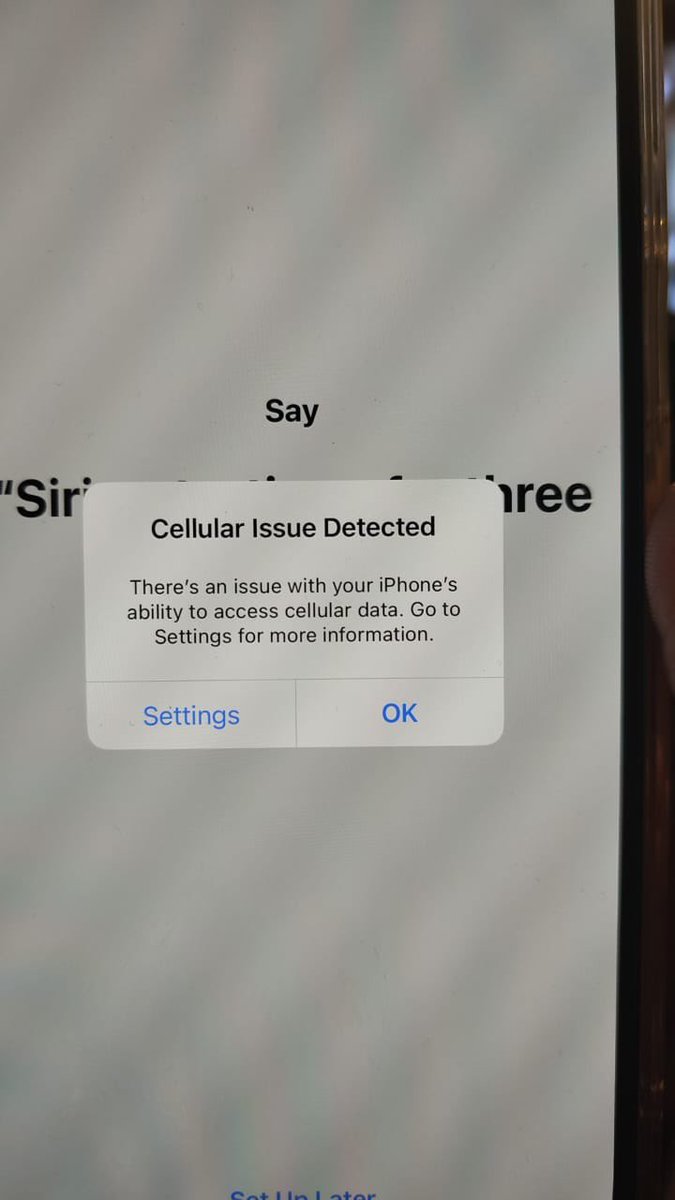 FairyAryan's tweet photo. @AppleSupport @Apple iPhone 15 plus covered under AppleCare+ plan and in few days Cellular Issue Detected. Submitted phone to Apple Service Centre, got back after 2 weeks. Issue still persists. Asked by @AppleSupport to visit service centre again. Not expected from @Apple. https://t.co/ajO2PIfX8A