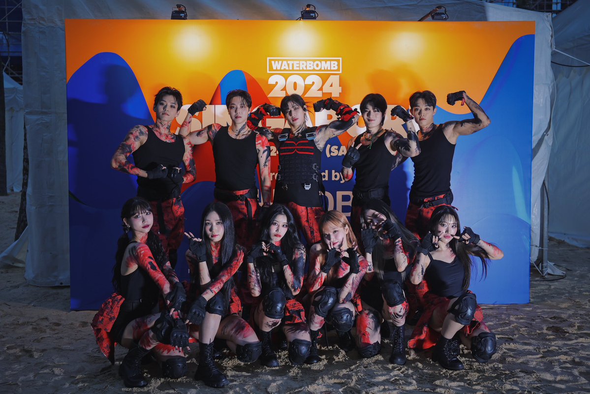 kpopstat's tweet photo. [#BBPIC📸]

WATERBOMB SINGAPORE 2024

Hotter and Cooler BamBam💪❤️‍🔥💦

#BamBam #뱀뱀 https://t.co/IYo2Zi5jFD