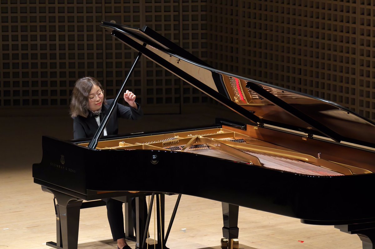 昨日のスカラシップコンサート京都公演Vol.50のお写真を一部公開✨
声楽、ピアノ、弦楽四重奏など、バラエティに富んだプログラム、お楽しみいただけましたでしょうか！？
アーカイブ配信も是非ご覧ください😌