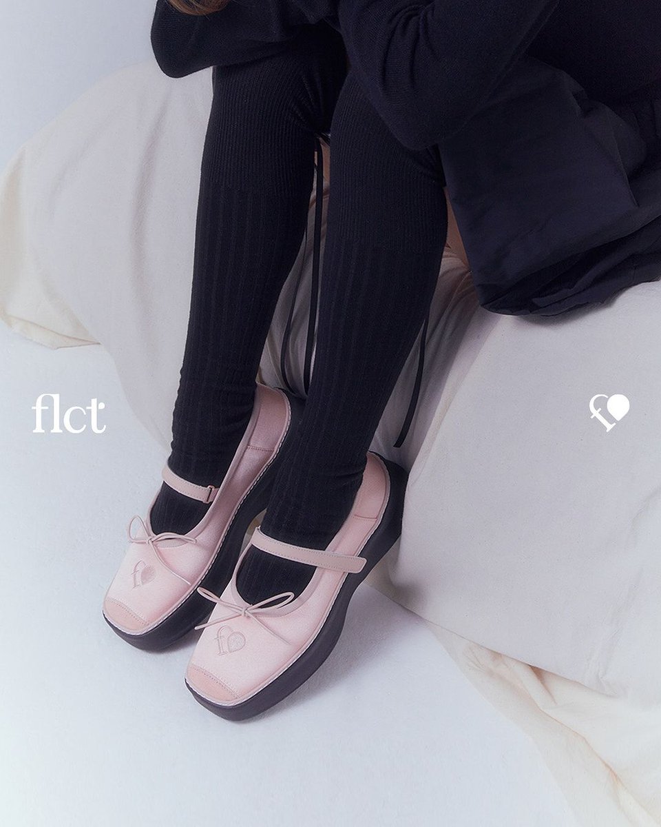 8COLLABONATION8's tweet photo. aespaも愛用してるメリージェーンシューズ♡
Rockfishの次はFLCTが流行る予感 https://t.co/vcXIbjU1lQ
