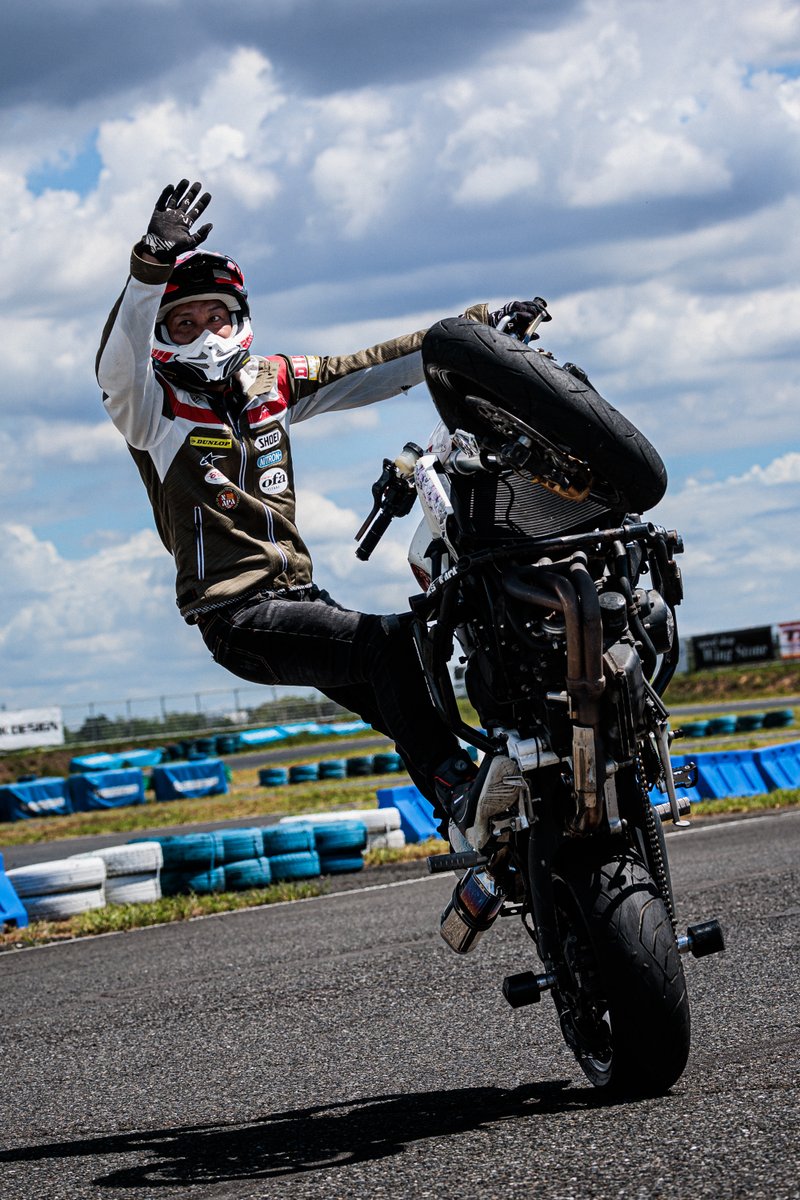 nekoyocchi's tweet image. OGAさんのショーがすごかった！！！

#OGAチャンネル #Webike #学桶 #ガクオケ