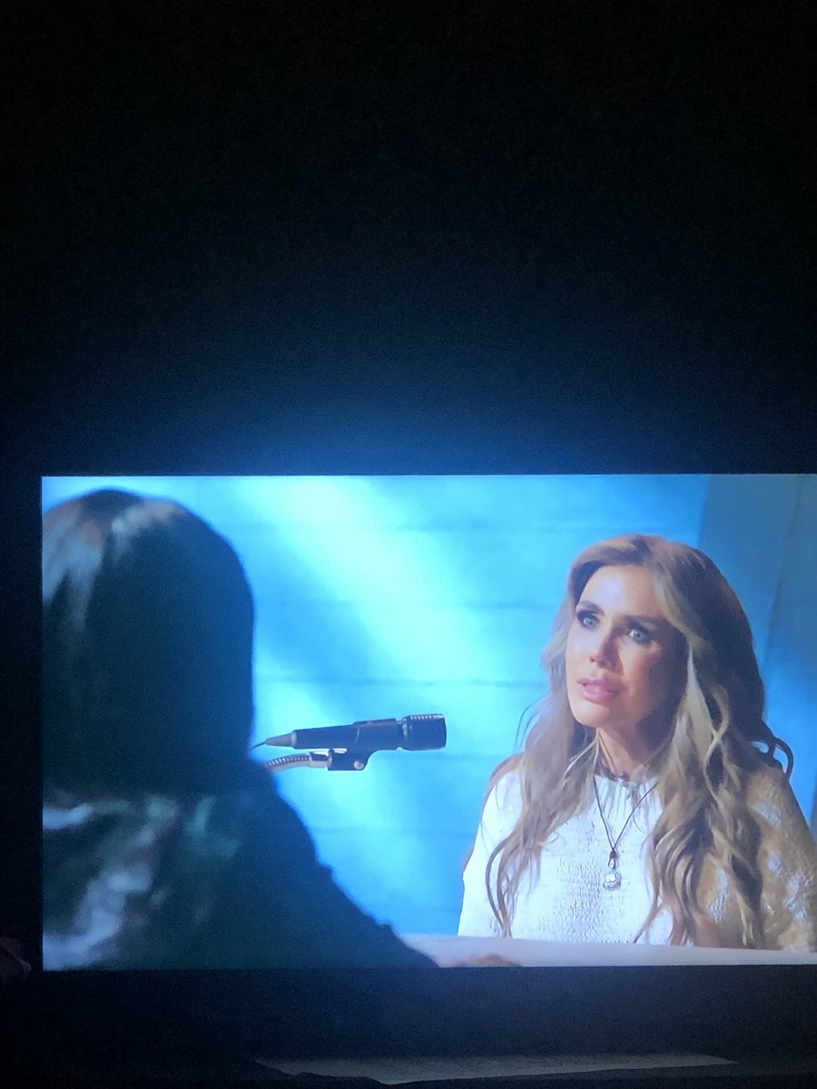 Porque no se ven las camaraaaas???
#LaCasaDeLosFamosoMx2