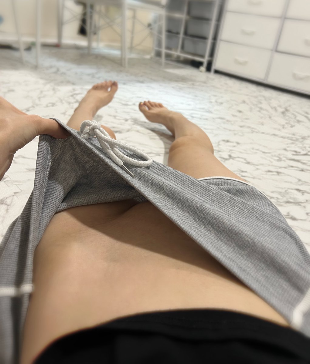#自撮り界隈

確認お願いします