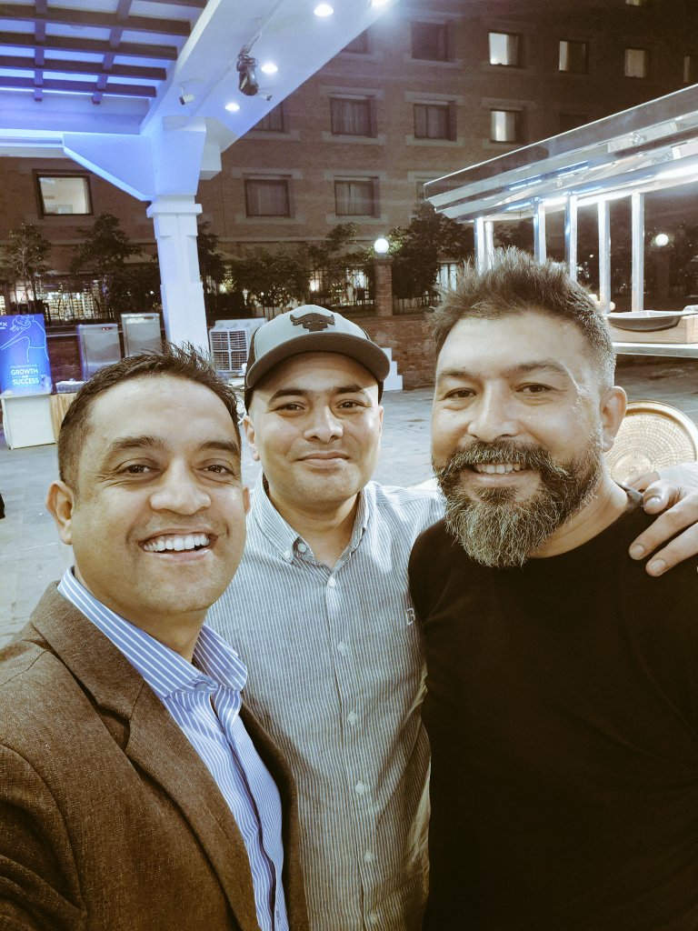 thektmduke's tweet photo. When ट्वीटेs meet!
P.C: @sanzinme https://t.co/ypc72BQ3Do
