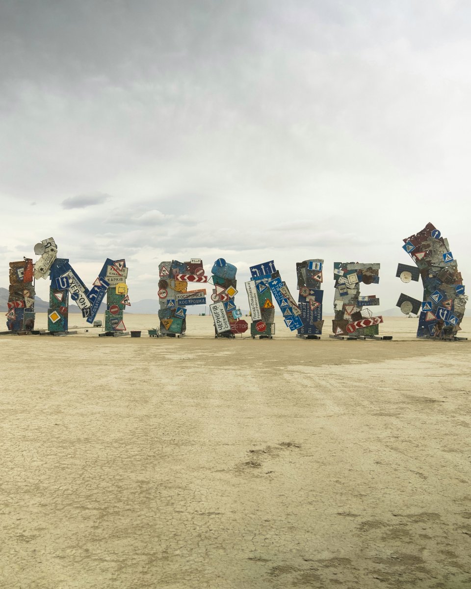 ukraine_ua's tweet image. To be fine in the Ukrainian way ❤️‍🩹This year, Ukraine participates in the famous Burning Man festival in the USA. The huge sculpture, inspired by the ironic ‘It’s Fine’ meme, was made by Ukrainian artist Oleksiy Sai and his team from war-damaged street signs, fences and gates from…