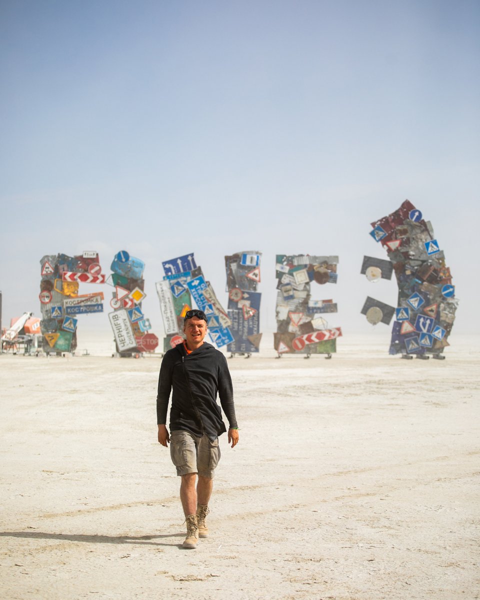 ukraine_ua's tweet image. To be fine in the Ukrainian way ❤️‍🩹This year, Ukraine participates in the famous Burning Man festival in the USA. The huge sculpture, inspired by the ironic ‘It’s Fine’ meme, was made by Ukrainian artist Oleksiy Sai and his team from war-damaged street signs, fences and gates from…