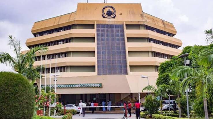 The following three universities were granted approval by FG to offer degree programs in Togo for students from Nigeria.

1. UNIVERSITE DE LOME

2. UNIVERSITE DE KARA

3. CATHOLIC UNIVERSITY OF WEST AFRICA.