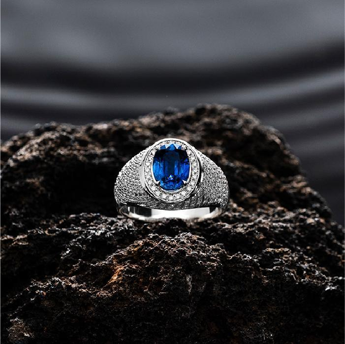 chunkLPU's tweet photo. For Him
Discover the unique and iconic gift that adequate to his personal style. https://t.co/i8AMl8pDGD