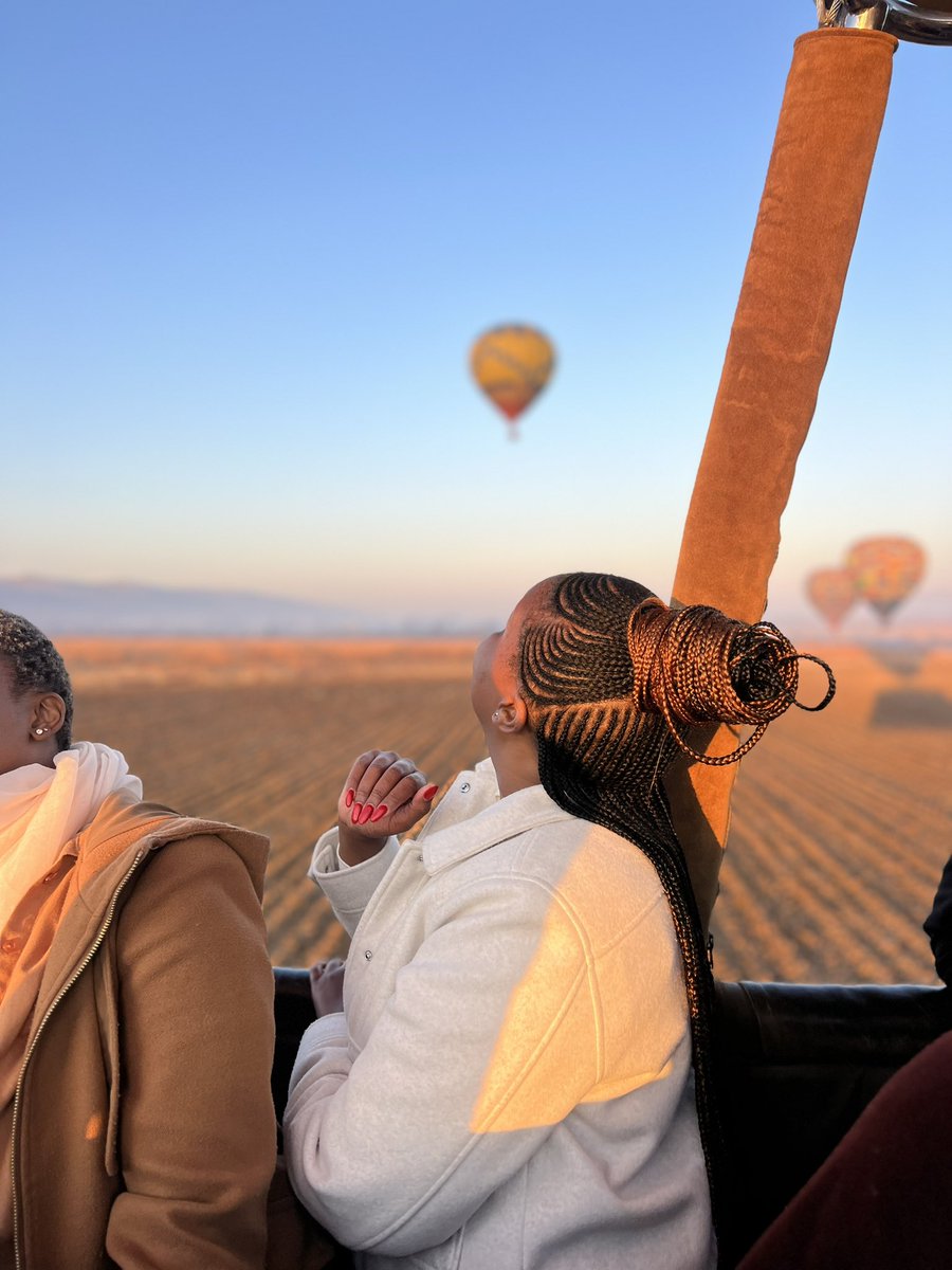 The Travel Enthusiast tweet media