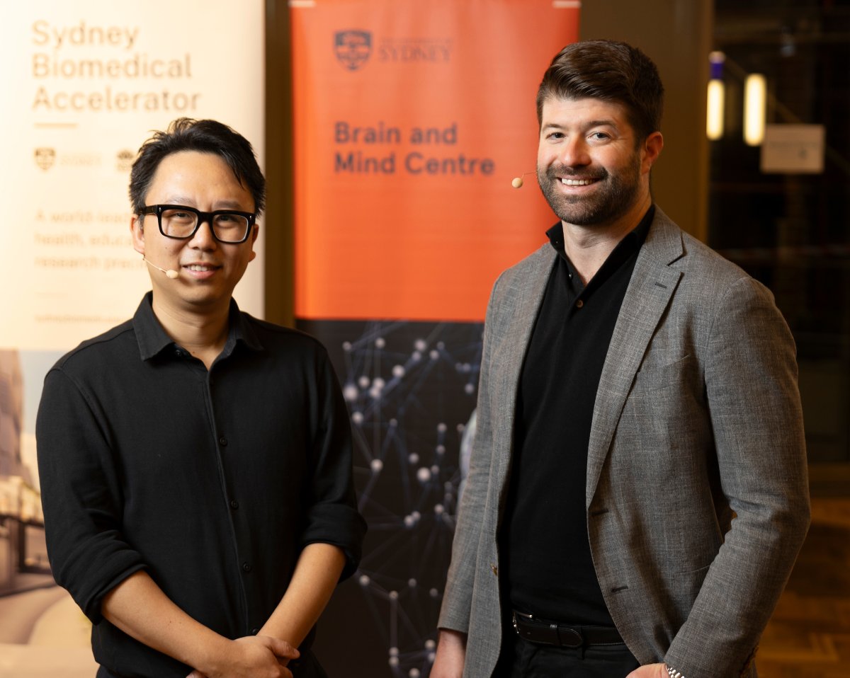 Brain & Mind Centre (@brainmind_usyd) on Twitter photo What a great event! <a href="/Sydney_Ideas/">Sydney Ideas</a>
<a href="/teegstar/">Tegan Taylor</a> talks to <a href="/BowenLabTweets/">Michael Bowen</a> <a href="/tim_wcy/">Chenyu Wang (Tim)</a> Vic Cogger
Importance of Uni spinouts in medical research and the Valley of Death <a href="/Kinoxis_Tx/">@Kinoxis_tx</a> <a href="/SNAC_AUS/">SNAC</a>
Recording ➡️ bit.ly/SIMedicalMoons…
#LeadershipforGood
<a href="/Sydney_Science/">Sydney Science</a> <a href="/Sydney_Uni/">University of Sydney</a> What a great event! <a href="/Sydney_Ideas/">Sydney Ideas</a>
<a href="/teegstar/">Tegan Taylor</a> talks to <a href="/BowenLabTweets/">Michael Bowen</a> <a href="/tim_wcy/">Chenyu Wang (Tim)</a> Vic Cogger
Importance of Uni spinouts in medical research and the Valley of Death <a href="/Kinoxis_Tx/">@Kinoxis_tx</a> <a href="/SNAC_AUS/">SNAC</a>
Recording ➡️ bit.ly/SIMedicalMoons…
#LeadershipforGood
<a href="/Sydney_Science/">Sydney Science</a> <a href="/Sydney_Uni/">University of Sydney</a>