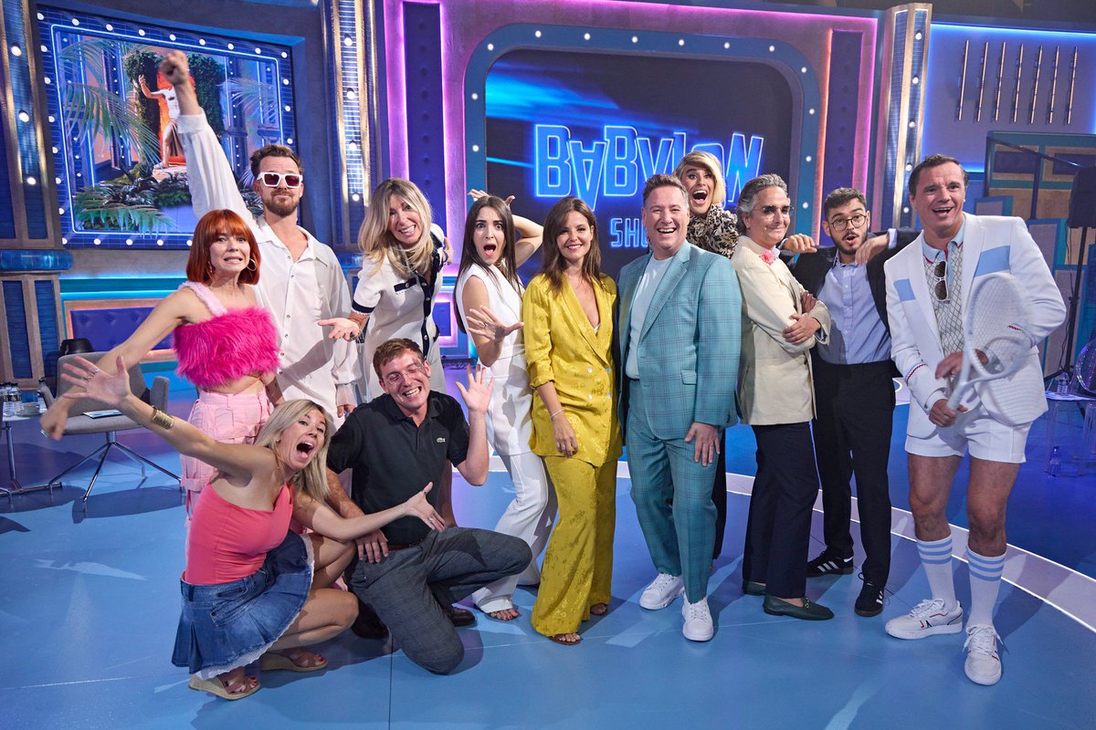 Me han gustado siempre Carlos Latre, Javier Sardá, <a href="/Josietwitteando/">Josie</a>, etc... Llevo años siguiéndolos en TV y verlos a la mayoría juntos colaborando en un programa me parece genial.
Estoy preparada para la diversión.
#BabylonShow