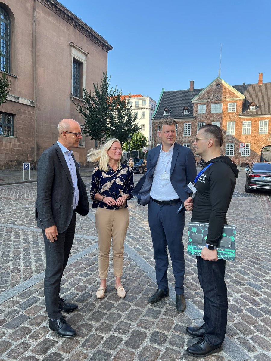 Henrik C. Wegener tweet media