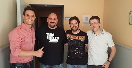 oldgarcia's tweet photo. El 26 de agosto de 2015, hace nueve años, no entré en Pasapalabra porque casqué en una silla azul ante @Michaelart y no pude enfrentarme al gran @Jero_Hernandez, campeón en aquella época. Las vueltas que da la vida, leñe. https://t.co/y8x9toN0Yy