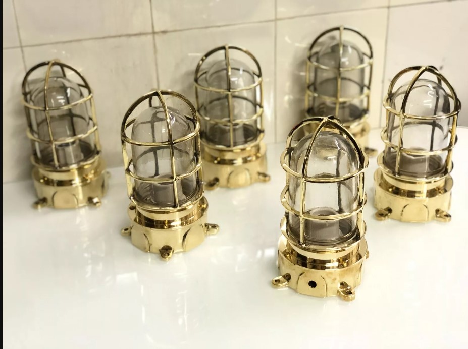 Therustedmetal's tweet image. Nautical Antique Marine Solid Brass Ship Bulkhead Light Ceiling Fixtures. This 6-piece set is the perfect gift for adding vintage charm and maritime style to any space!"  ebay.com/itm/3749208615…
#NauticalDecor #BrassLighting #LaborDayGift #HomeStyle #MaritimeElegance