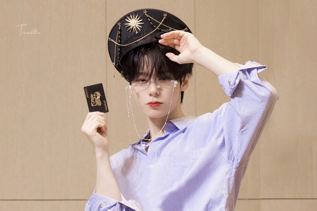 milktea_hw826's tweet photo. 240826 환웅시💗

이렇게 잘생긴 사람이 이 세상에 태어나줘서 고마워 

#ONEUS #원어스 #환웅
#아기호랑이_환웅_생일이다_크앙
#HWANWOONG_BIRTHDAY_IS_NOW https://t.co/wVdBriPeej