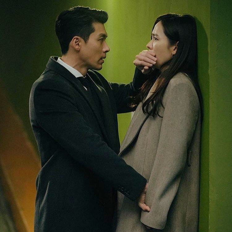 _BinJinCLOY's tweet image. Crash Landing On You ✨️❤️
#cloy #binjin #sonyejin #hyunbin