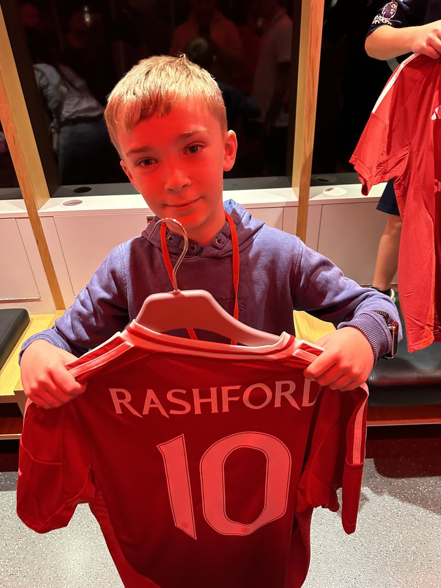 markjenko75's tweet photo. @MarcusRashford my boy on the tour yesterday went straight to your top any chance off a re post for him his name is noah https://t.co/QIRqQA7MIt