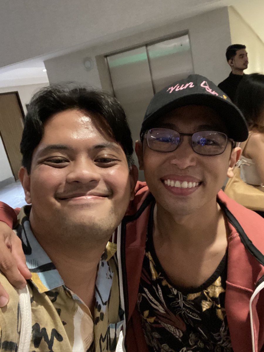 mrjosephabeto's tweet image. Kaya if you still don&apos;t have tickets yet, secure your tickets now!!!! Balita ko may tickets pa for Sept 1, 2pm 👀 Join me in watching it again hihi 🌙🫶🏻

Buy your tickets from the cast themselves @teetinv @jillianitaas @MCdlcrz @phipalmos @gojepgo ++

docs.google.com/forms/d/e/1FAI…