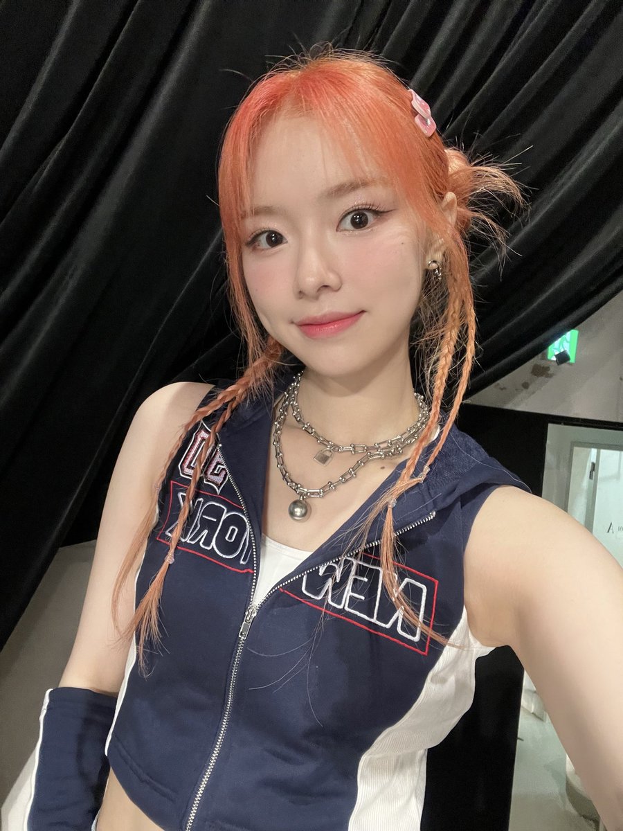 iMe_Dreamnote's tweet image. 페이지랑 행복했던 어제🩵💙
너무너무 즐거웠어 정말루!!!
나의 행복은 = 페이지😚😚 

#드림노트 #은조 #DreamNote #Eunjo