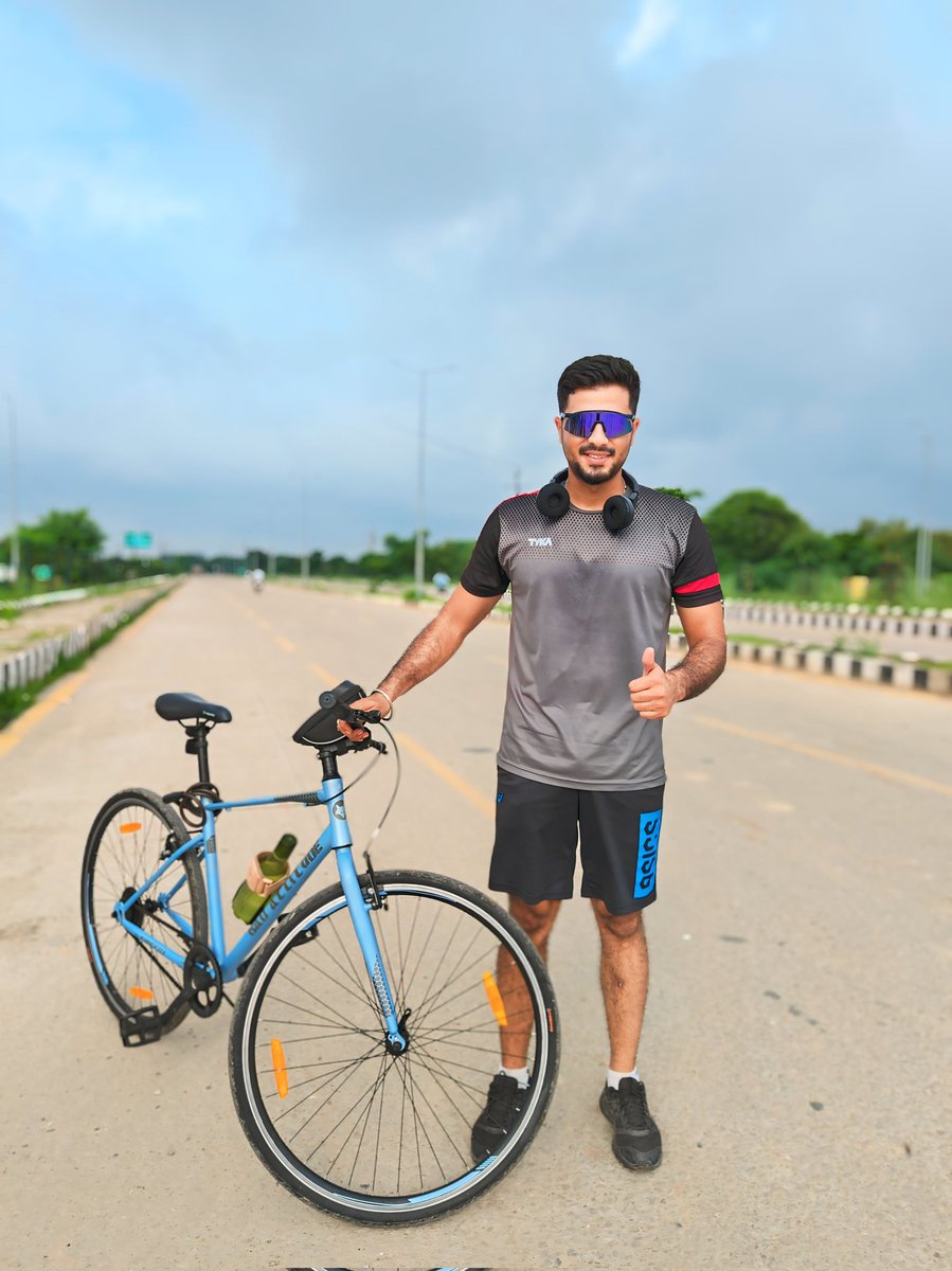 “Life is a gift and it offers us the privilege, opportunity, and responsibility to give something back by becoming more.”♥️🚴🏼🧿