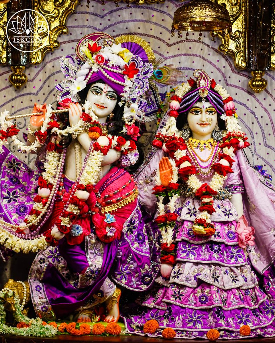 Its_ap1sha's tweet photo. अंत से आरंभ तक,,आरंभ से प्रारंभ तक..कृष्ण ही कृष्ण हैं |
भक्ति वो हैं,शक्ति वो हैं,,गीत भी वो है और प्रीत भी वो हैं |
जिससे मैं हू,मेरा सब है जिससे,,कृष्ण ही कृष्ण हैं ||
Everything is, for &amp; from krishna 
༗🪶🕉️🪄
कृं कृष्णाय नमः
जय श्री राधे कृष्णा |
शुभ श्री कृष्ण जन्माष्टमी ❤ https://t.co/qYjQWXQL6G