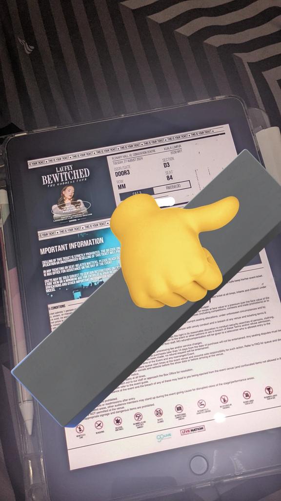 losti2241's tweet photo. WTS/want to sell 
LAUFEY in KL Malaysia 🇲🇾 
Tickets:4pcs
2X CAT 1✅️
2X CAT 3✅️
{All adjacent tix}

🗓️ 27 Aug 2024, 

Dm me  my  line for more info
https://t.co/WqGacSMRQn

#laufeythegoddesstour #laufey #laufeykualalumpur #BewitchedTheGoddessTourKL#laufeykualalumpur tickets https://t.co/0CLCrqFzMy
