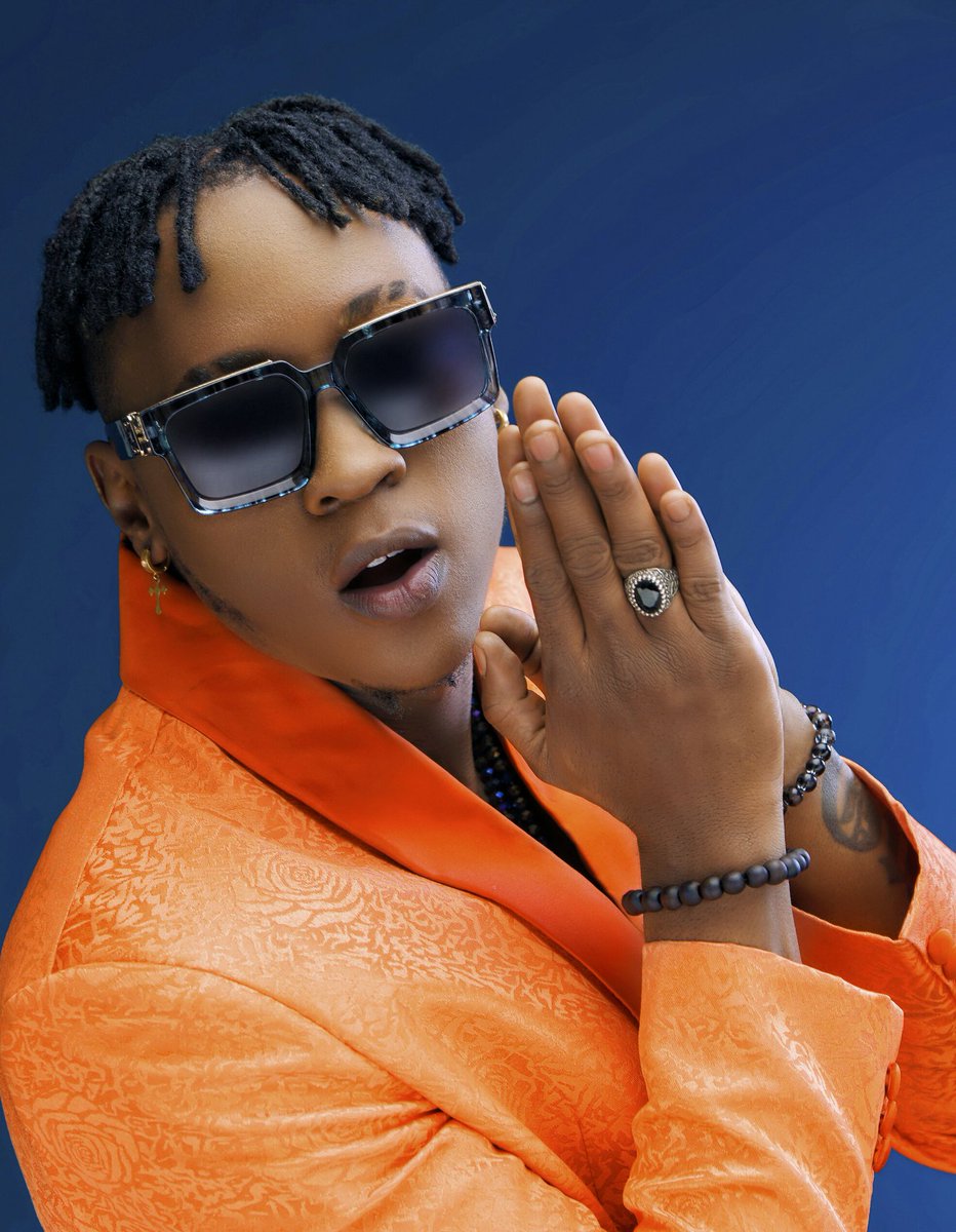 _ronald_muyanja's tweet photo. What is your favorite song from Beenie Gunter, come and join him for the #GuntalkFest on 21st September at Garden City Roof Top and we sing along.😋😉😄 

#BaliAbayayeTubasobola 

@beenieguntalk https://t.co/mH8K1DUjS4